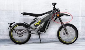 přední blatník Talaria na 17" kola Talaria