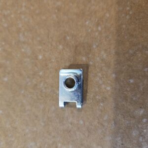 plechová uchytka M6 Clip Talaria