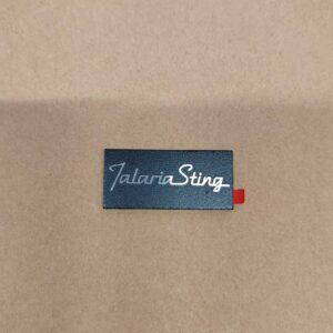samolepka Sting na kryt  baterie Talaria