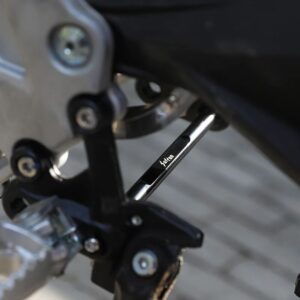 výztuha stupaček SUR RON originální díl Sur-Ron