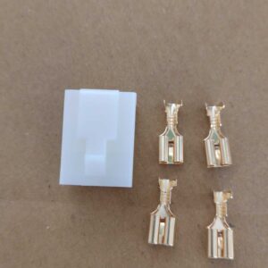 konektor 4 pin Daytona VMC