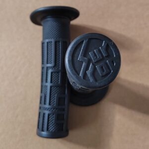 gripy černý originál Sur Ron Sur-Ron